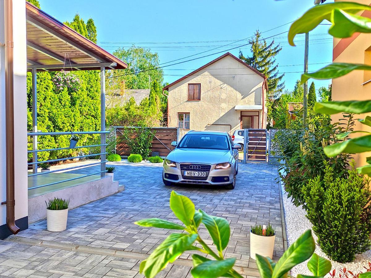 White Stone Apartman Hajdúszoboszló Εξωτερικό φωτογραφία