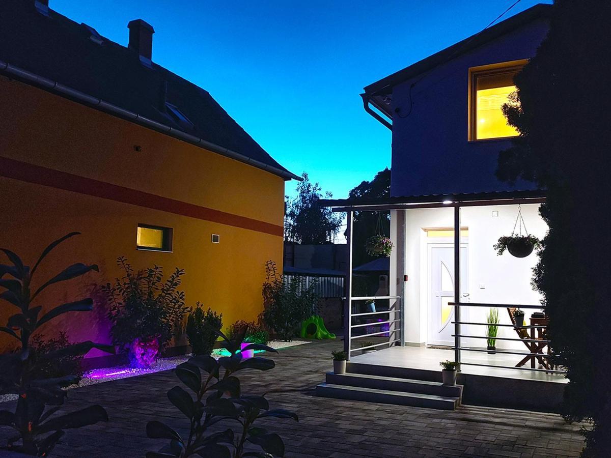 White Stone Apartman Hajdúszoboszló Εξωτερικό φωτογραφία