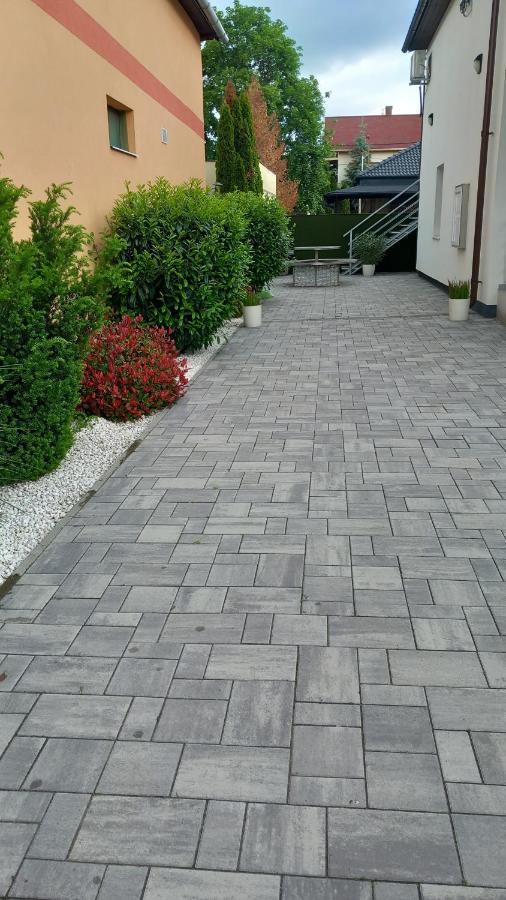 White Stone Apartman Hajdúszoboszló Εξωτερικό φωτογραφία